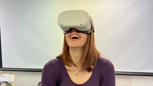 woman in virtual reality